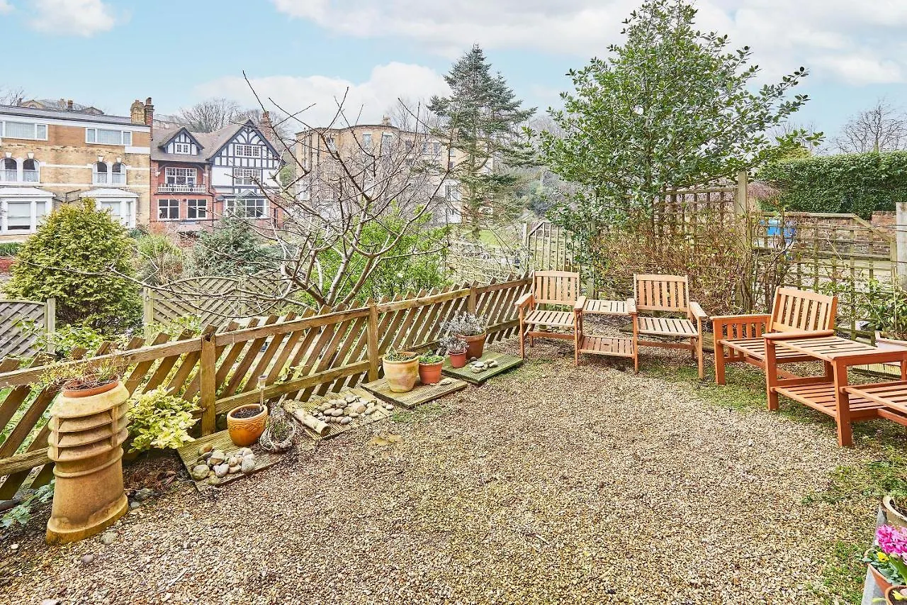 Host & Stay - The Garden Flat Scarborough Appartement